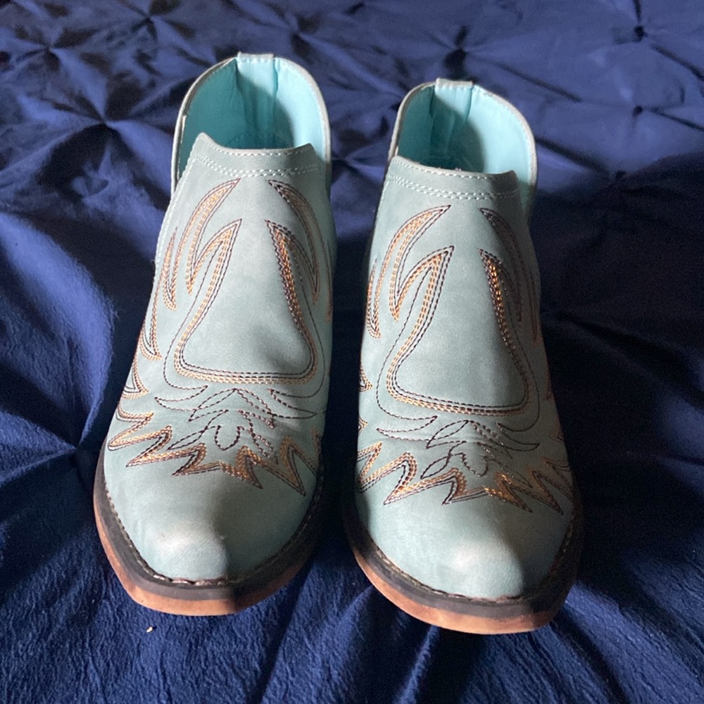 Womens Roper ankle boots